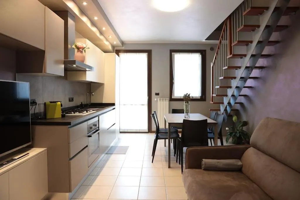 15 Min Padova Appartamento Moderno Travato Legnaro