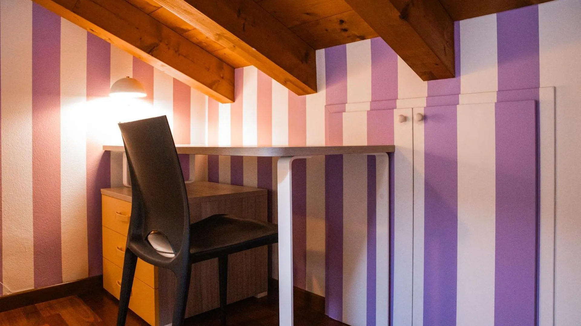Apartment 15 Min Padova Appartamento Moderno Travato Legnaro Italy